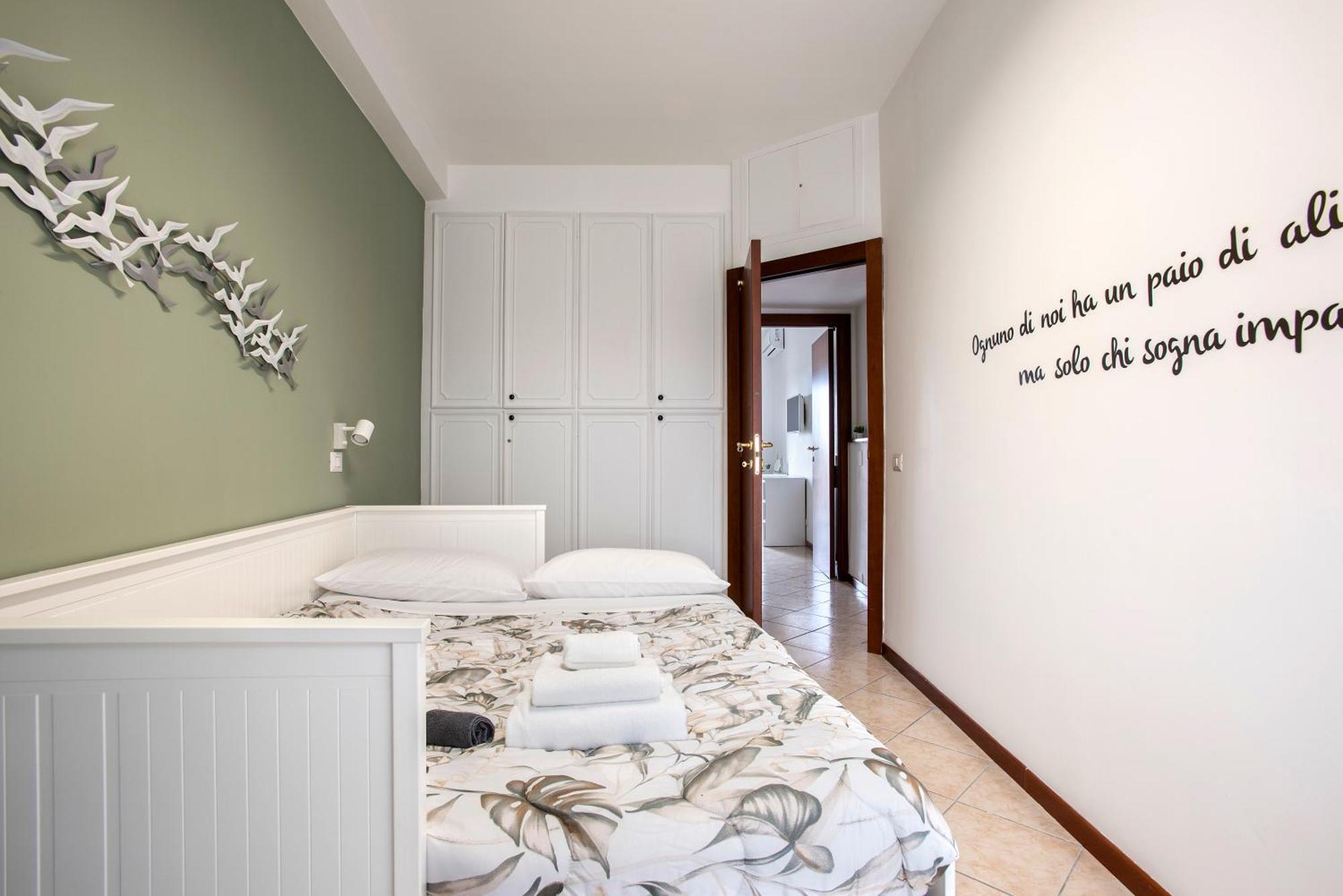 Stylish & Cozy - 5 Star Location- Balcony - City View Rom Exterior foto